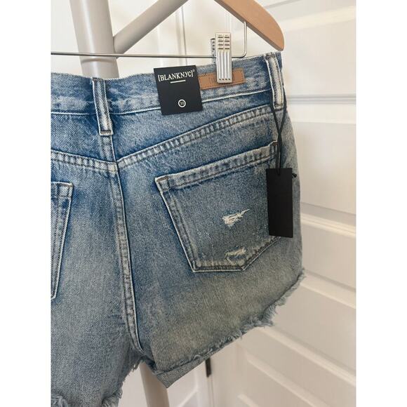 BlankNYC Distressed Cutoff Shorts Size 30 - Picture 7 of 8